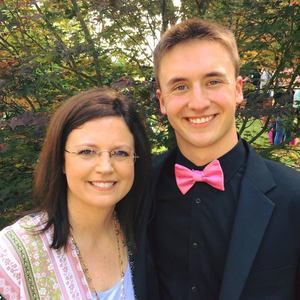 Meet your Posher, Cameron